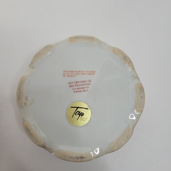 Vintage ceramic trinket box with pears - Picture 12 of 13